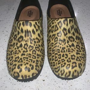 Crocs Triple Comfort Leopard Print